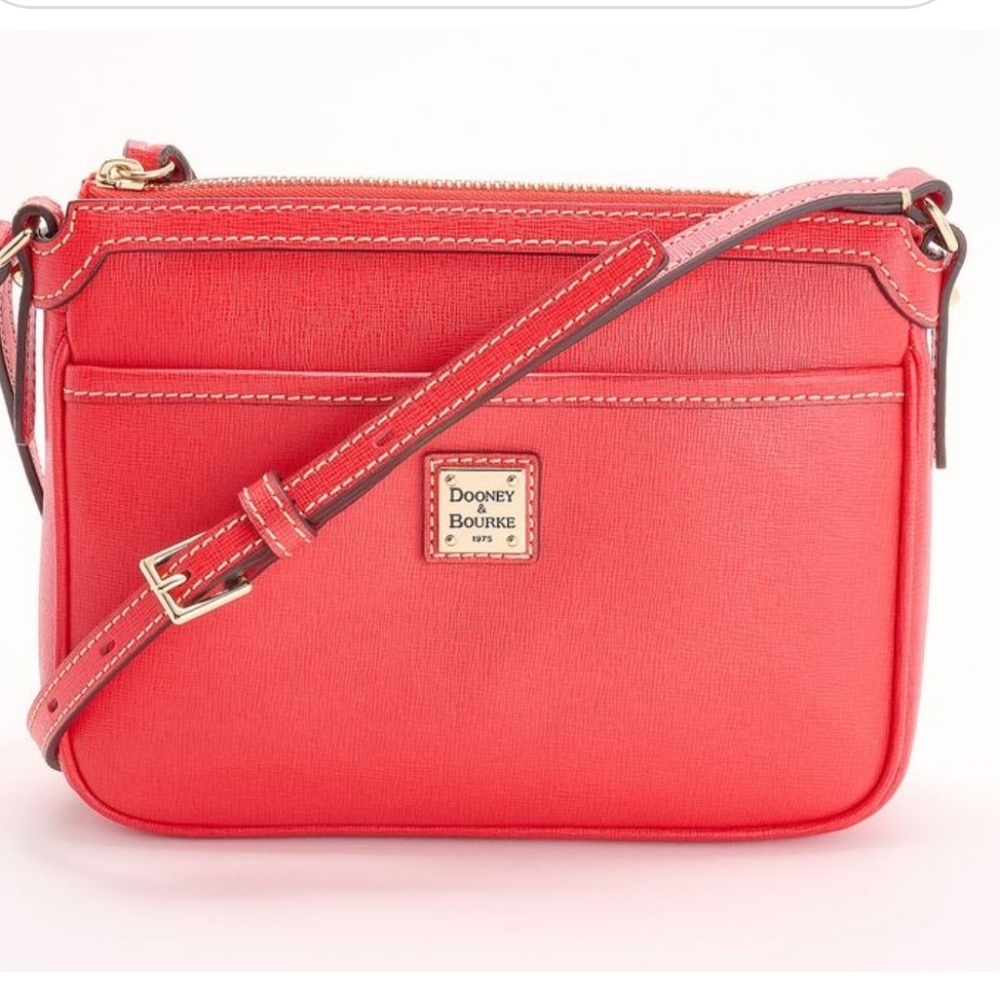 Dooney & Bourke NWTs East/West Pocket Crossbody